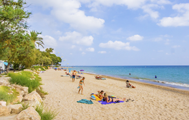 Playa Montroig, El destino perfecto para unas vacaciones de lujo al aire libre